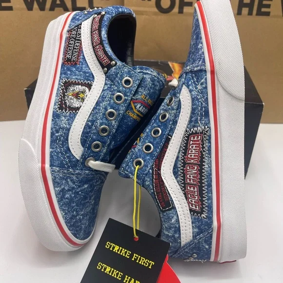Vans Men's Old SkoolCobra Kai Multi/True White SneakersVN0A3WKT6GL